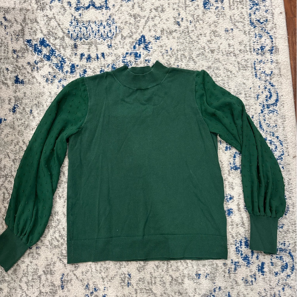 Vince Camuto Green Sweater with Puff Sleeves